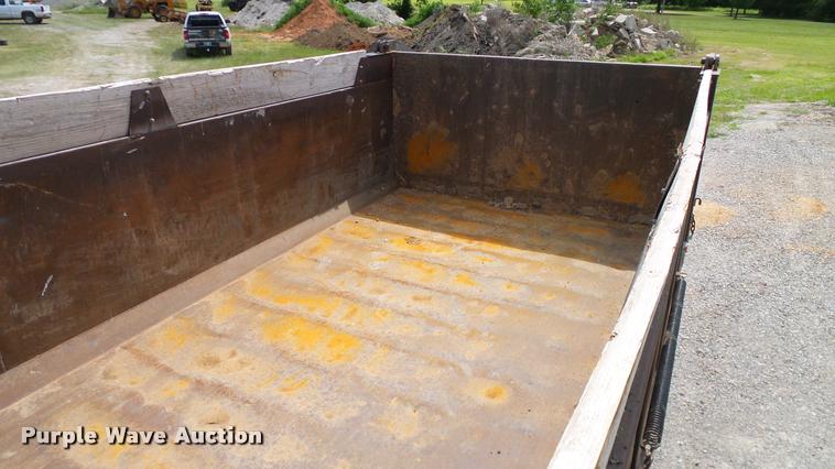 image for item DA6129 1987 Freightliner FLC dump truck