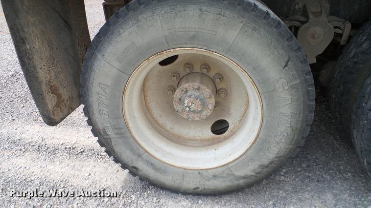 image for item DA6129 1987 Freightliner FLC dump truck