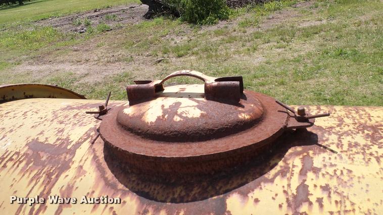 image for item DA6132 Steel tank bed