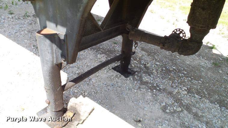 image for item DA6133 1959 Trailmobile tank trailer