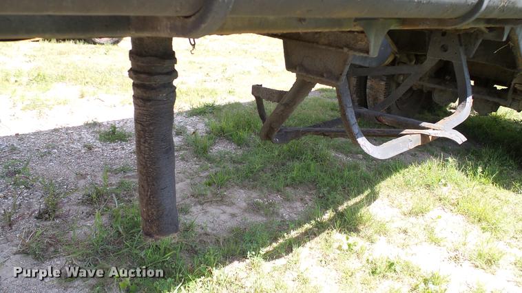 image for item DA6133 1959 Trailmobile tank trailer