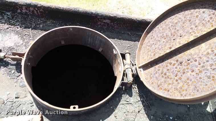 image for item DA6133 1959 Trailmobile tank trailer