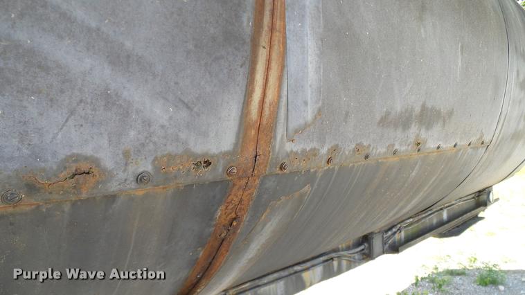 image for item DA6133 1959 Trailmobile tank trailer