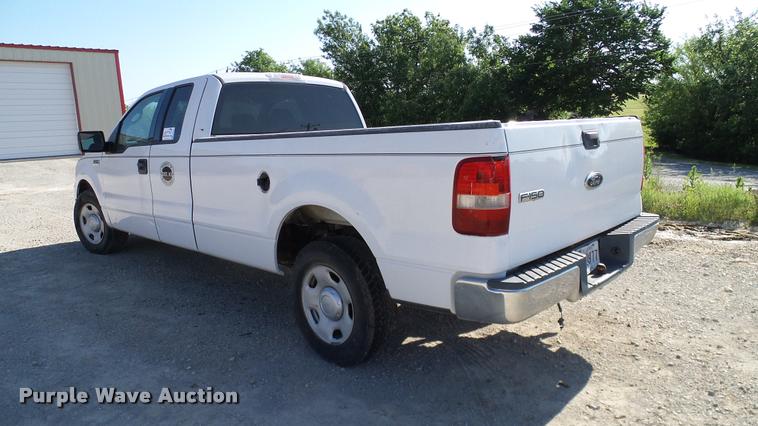 image for item DA6151 2004 Ford F150 SuperCab pickup truck