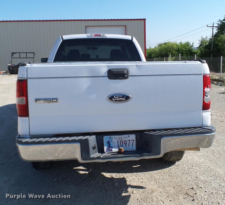 image for item DA6151 2004 Ford F150 SuperCab pickup truck