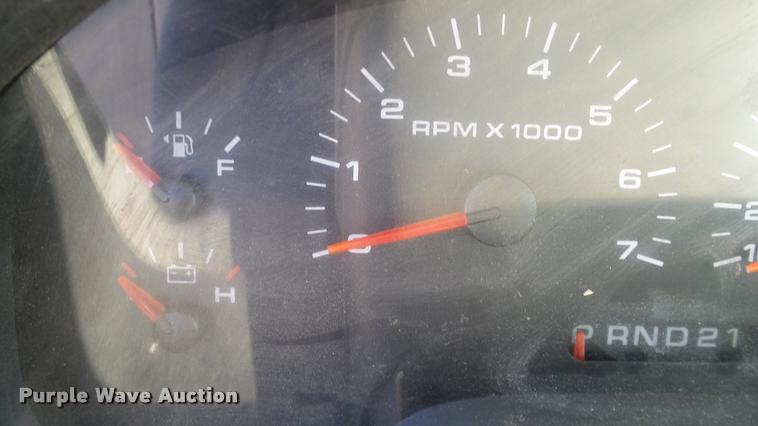 image for item DA6151 2004 Ford F150 SuperCab pickup truck