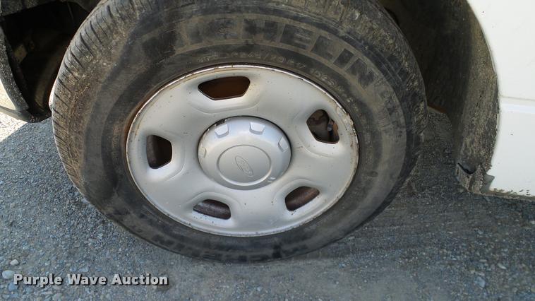 image for item DA6151 2004 Ford F150 SuperCab pickup truck