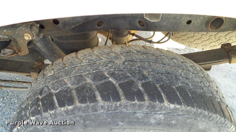 image for item DA6151 2004 Ford F150 SuperCab pickup truck