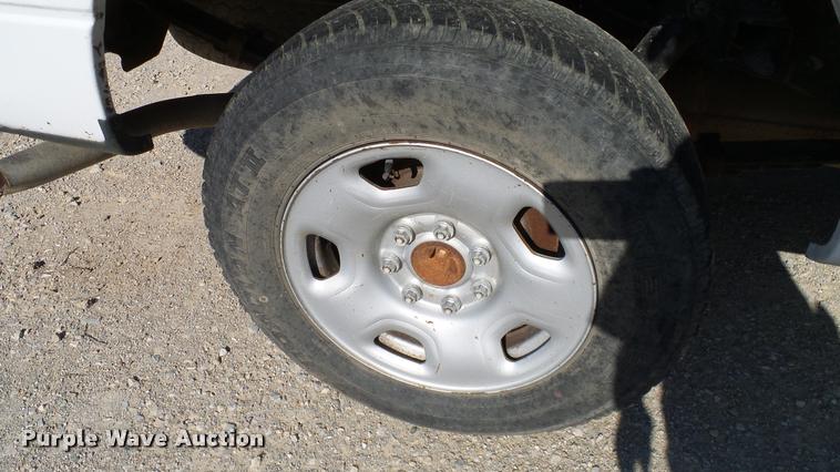 image for item DA6151 2004 Ford F150 SuperCab pickup truck