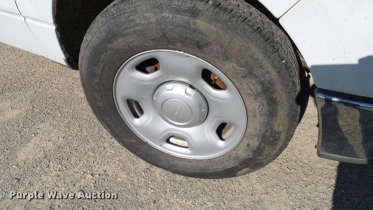 image for item DA6151 2004 Ford F150 SuperCab pickup truck