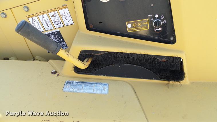 image for item DA6153 2001 Vermeer BC1000XL wood chipper