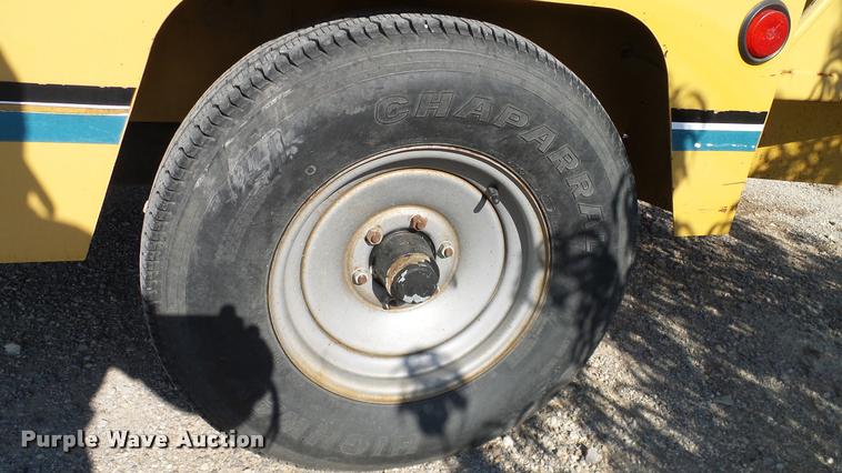 image for item DA6153 2001 Vermeer BC1000XL wood chipper