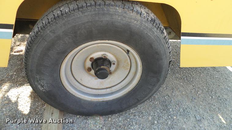 image for item DA6153 2001 Vermeer BC1000XL wood chipper