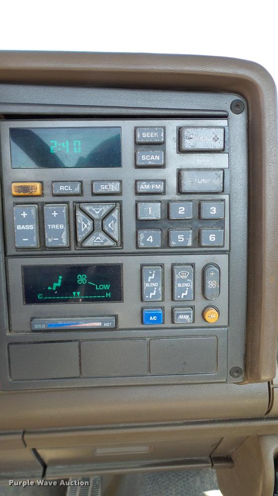 image for item DA6154 1994 Chevrolet Cheyenne 1500 pickup truck