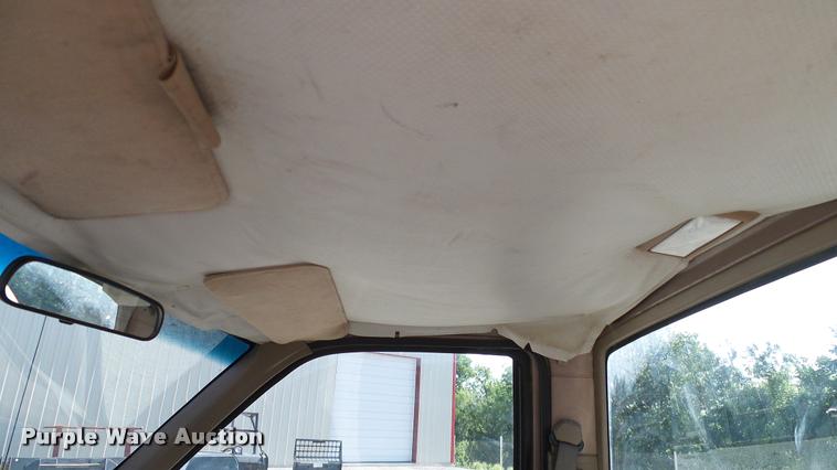 image for item DA6154 1994 Chevrolet Cheyenne 1500 pickup truck