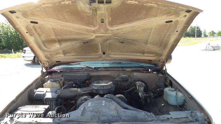 image for item DA6154 1994 Chevrolet Cheyenne 1500 pickup truck