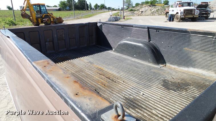 image for item DA6154 1994 Chevrolet Cheyenne 1500 pickup truck