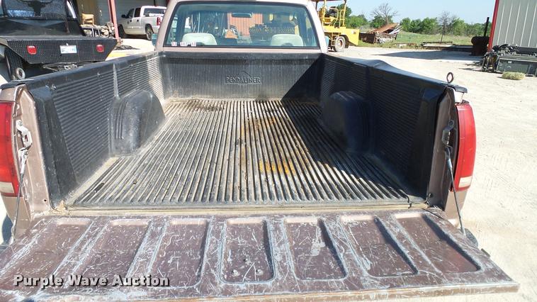 image for item DA6154 1994 Chevrolet Cheyenne 1500 pickup truck