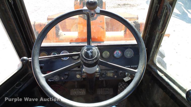 image for item DA6155 1985 John Deere 544C wheel loader