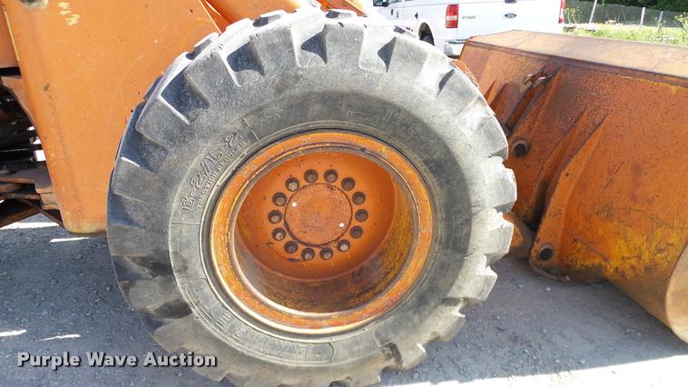 image for item DA6155 1985 John Deere 544C wheel loader