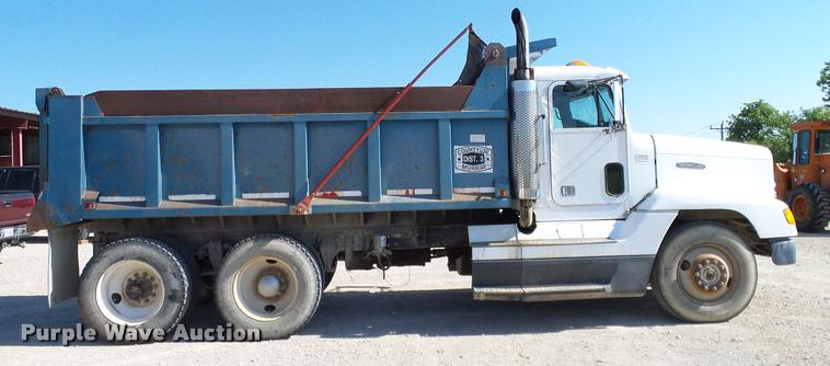 image for item DA6156 1989 Freightliner FLD dump truck