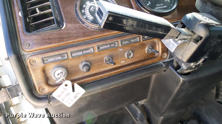 image for item DA6156 1989 Freightliner FLD dump truck