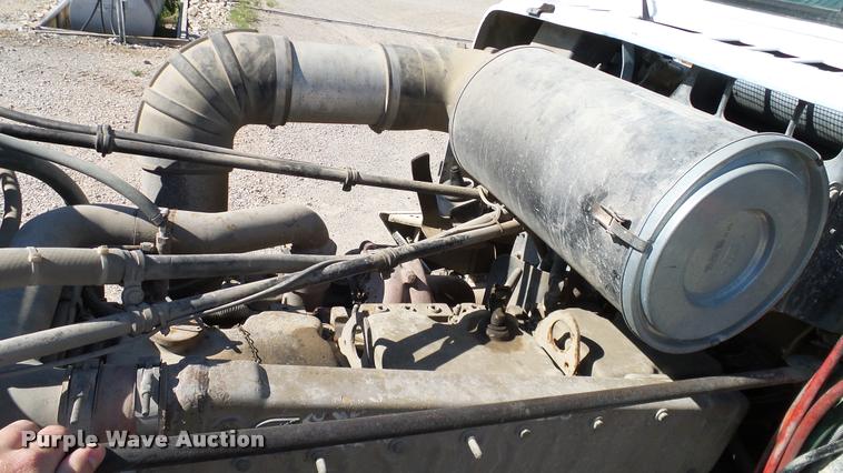 image for item DA6156 1989 Freightliner FLD dump truck