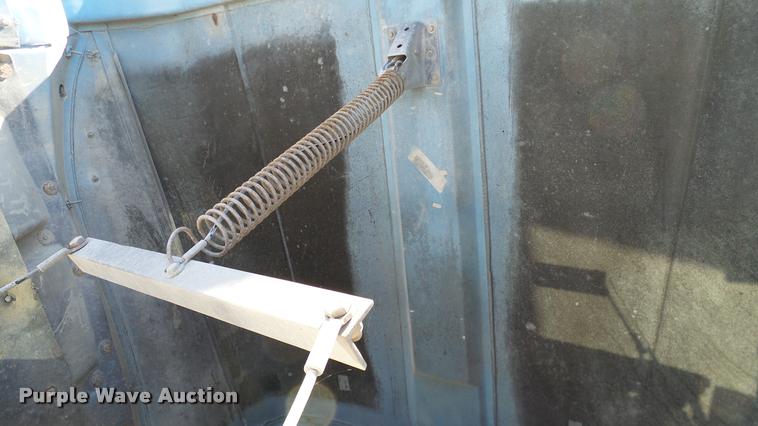 image for item DA6156 1989 Freightliner FLD dump truck