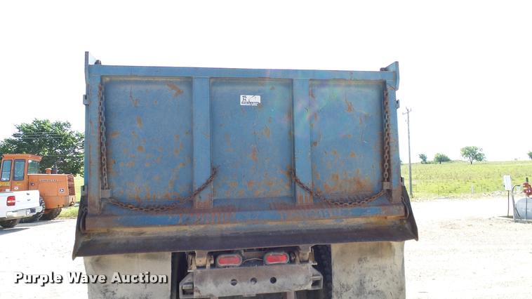 image for item DA6156 1989 Freightliner FLD dump truck