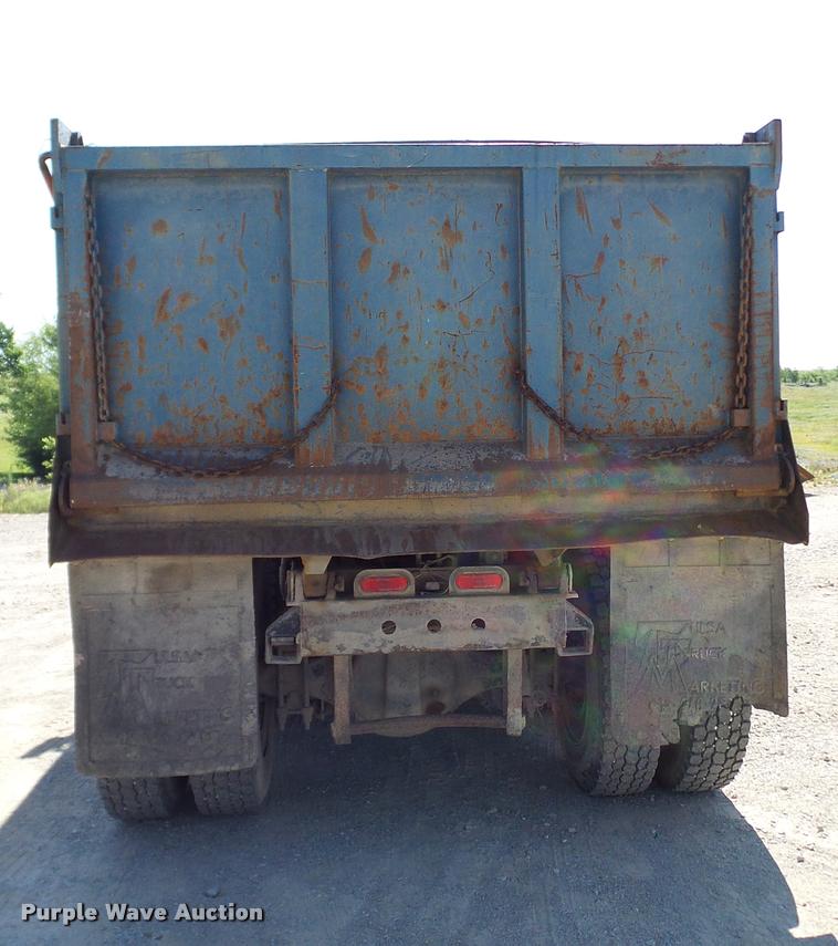 image for item DA6157 1989 Freightliner FLD dump truck