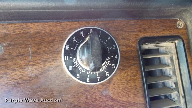 image for item DA6157 1989 Freightliner FLD dump truck