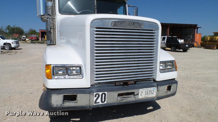 image for item DA6157 1989 Freightliner FLD dump truck