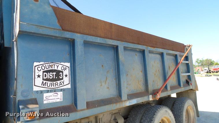 image for item DA6157 1989 Freightliner FLD dump truck