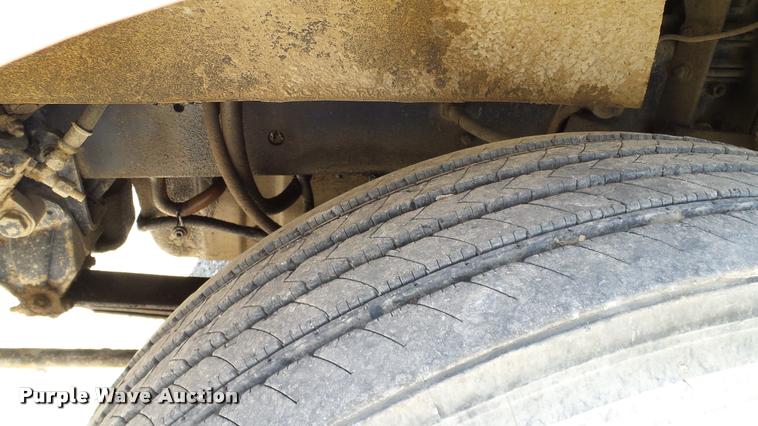 image for item DA6157 1989 Freightliner FLD dump truck