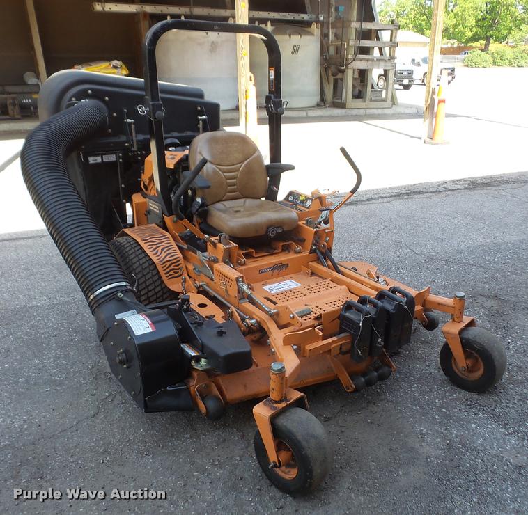 image for item DA6289 2010 Scag Turf Tiger ZTR lawn mower