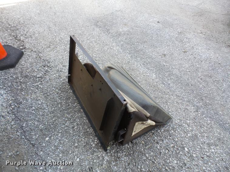 image for item DA6290 2006 Toro Proline lawn mower