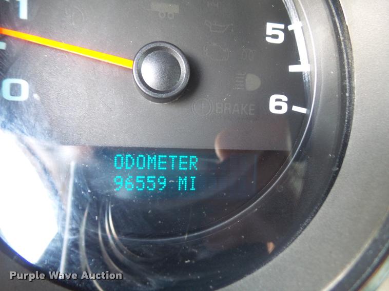 image for item DA6291 2009 GMC Sierra 3500HD flatbed pickup truck