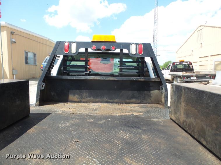 image for item DA6291 2009 GMC Sierra 3500HD flatbed pickup truck