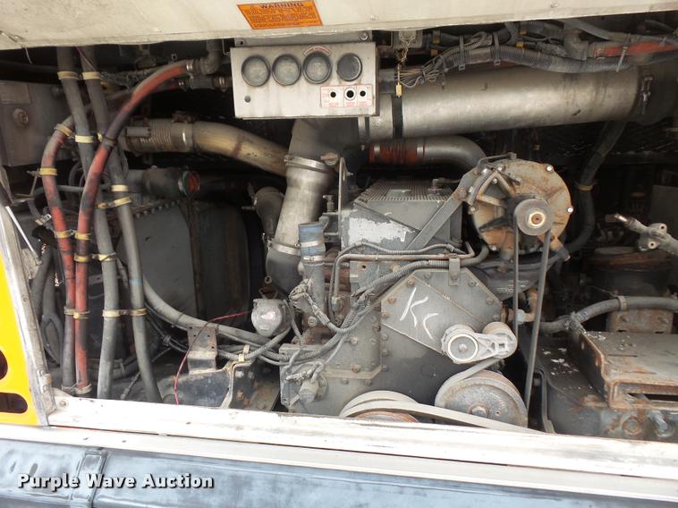 image for item DA6362 1996 Gillig 30/96TB M11 shuttle bus