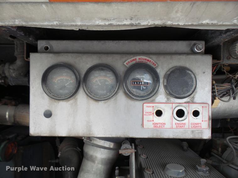 image for item DA6362 1996 Gillig 30/96TB M11 shuttle bus