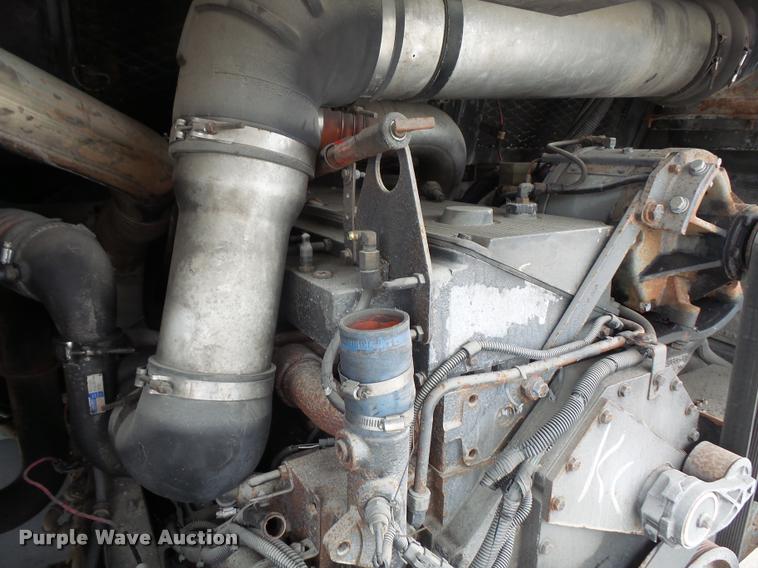 image for item DA6362 1996 Gillig 30/96TB M11 shuttle bus