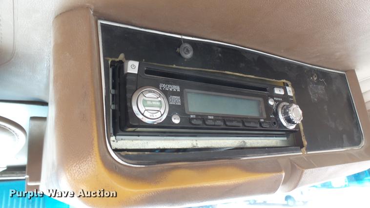 image for item DA7793 1992 Ford Aero Max L9000 semi truck