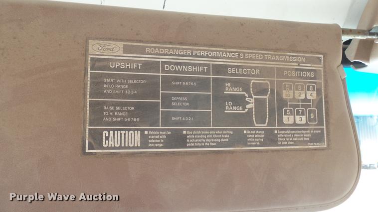 image for item DA7793 1992 Ford Aero Max L9000 semi truck