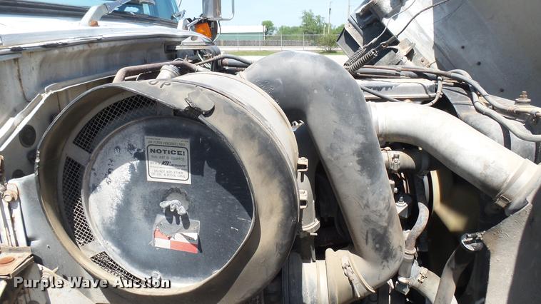 image for item DA7793 1992 Ford Aero Max L9000 semi truck