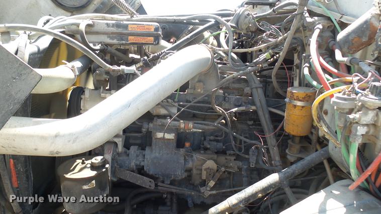 image for item DA7793 1992 Ford Aero Max L9000 semi truck