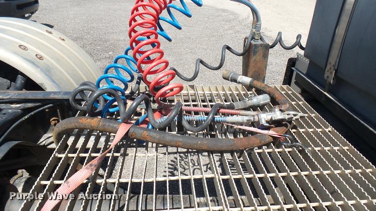 image for item DA7793 1992 Ford Aero Max L9000 semi truck