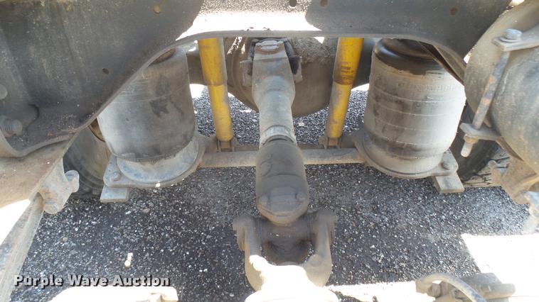 image for item DA7793 1992 Ford Aero Max L9000 semi truck