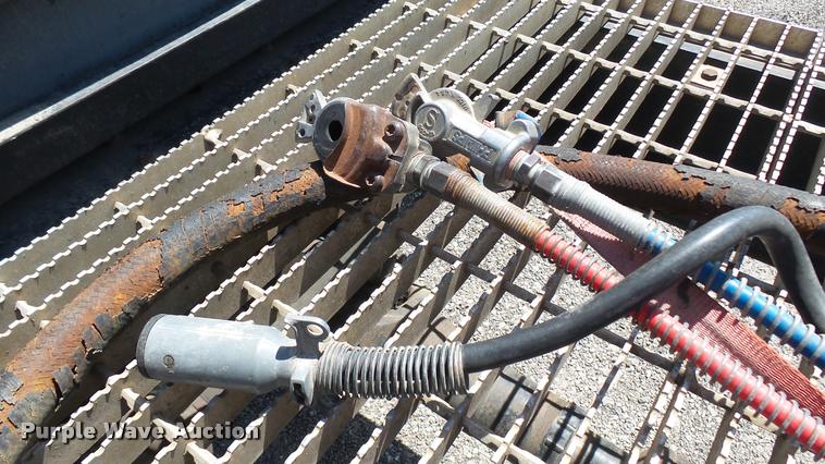 image for item DA7793 1992 Ford Aero Max L9000 semi truck