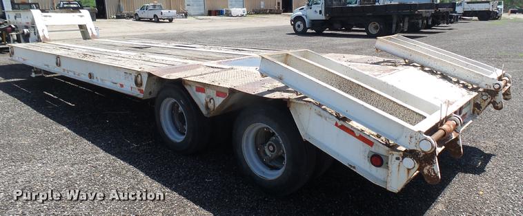 image for item DA7794 1998 Holden equipment trailer