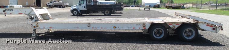 image for item DA7794 1998 Holden equipment trailer